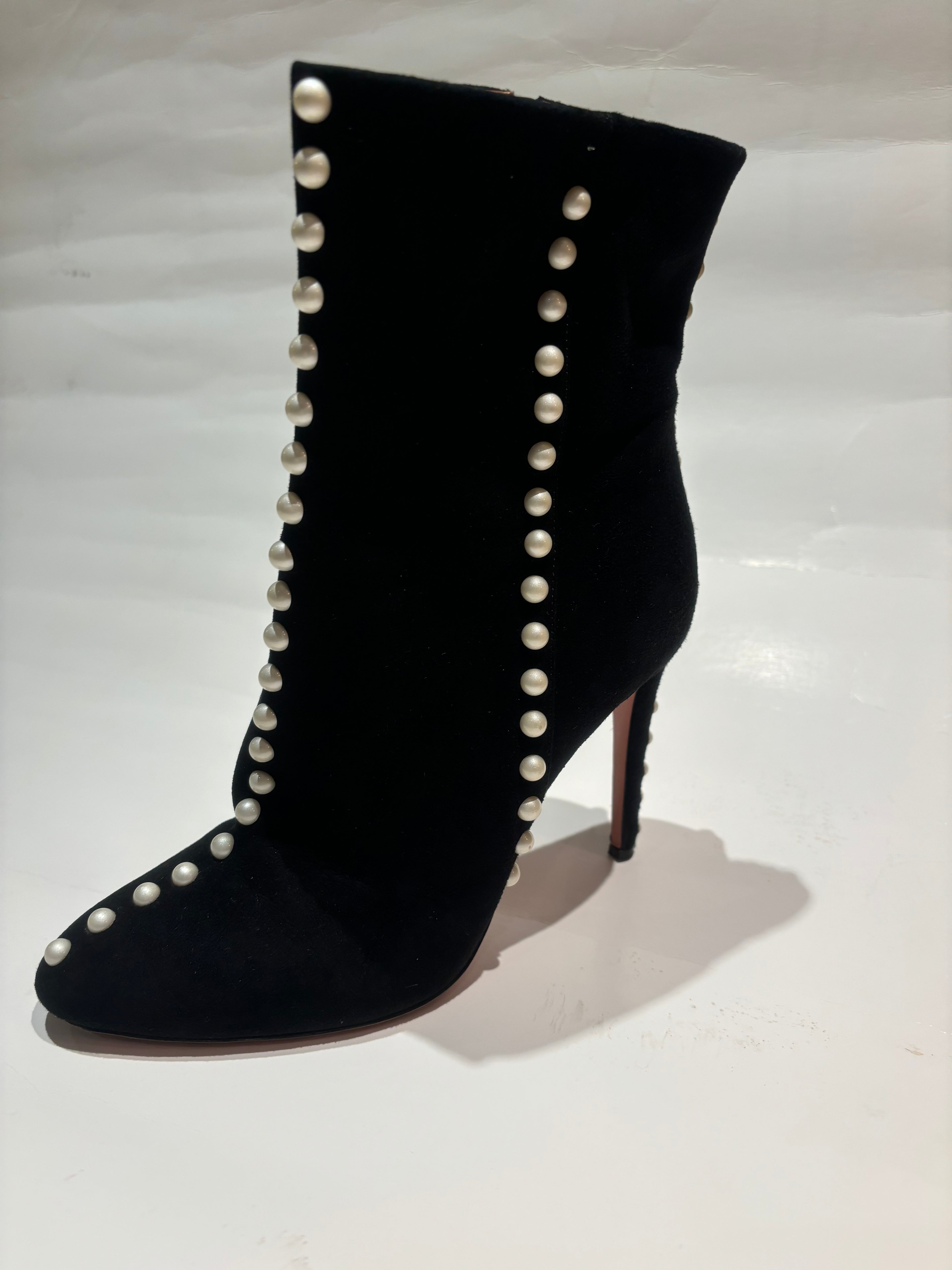Suede black ankle boots